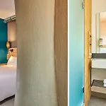 Ibis Budget Porte De La Chapelle - Arena 2*