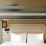 Ibis Budget Porte De La Chapelle - Aréna Hotel 2*