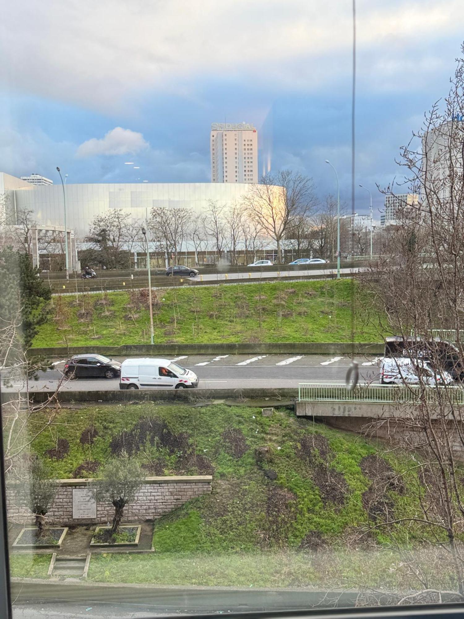 Hotel Ibis Budget Porte De La Chapelle - Aréna