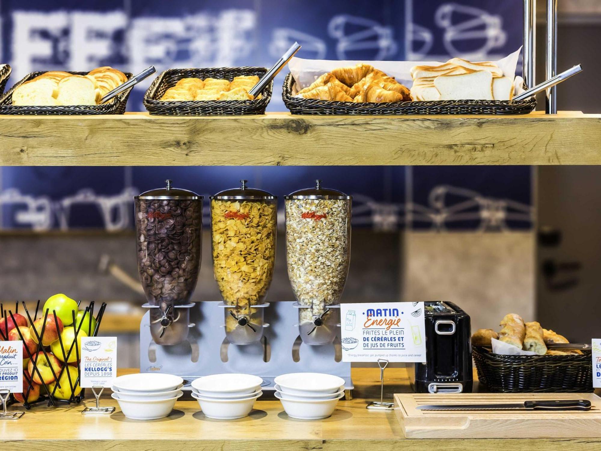 Ibis Budget Porte De La Chapelle - Aréna Parigi