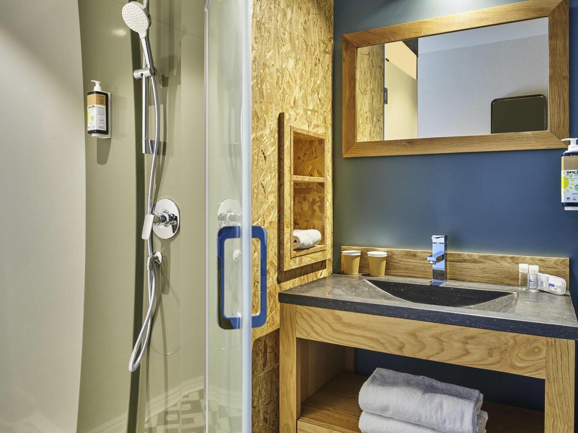 Ibis Budget Porte De La Chapelle - Arena Paris