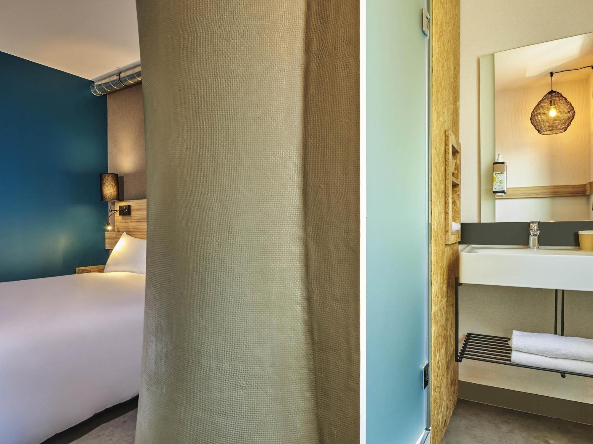 Ibis Budget Porte De La Chapelle - Aréna Hotel 2*